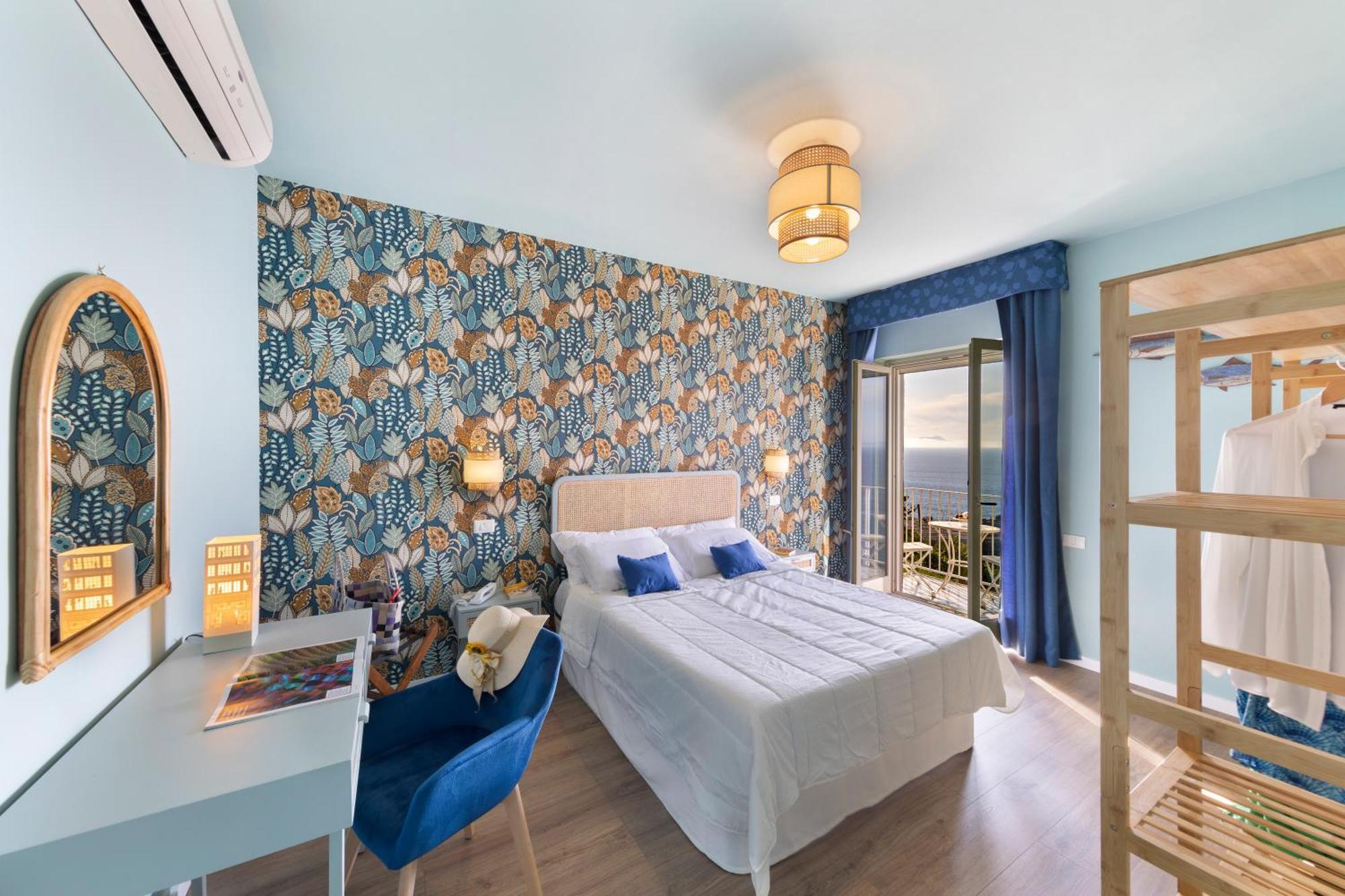 Hotel Villa Lubrense Sorrento マッサ・ルブレンセ エクステリア 写真