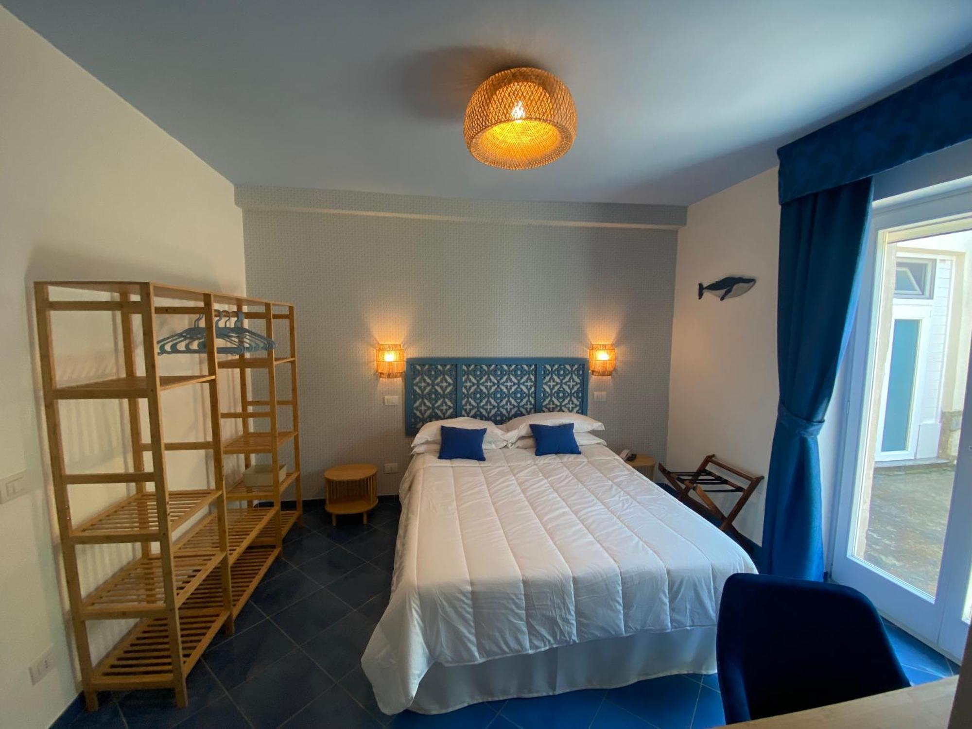 Hotel Villa Lubrense Sorrento マッサ・ルブレンセ エクステリア 写真