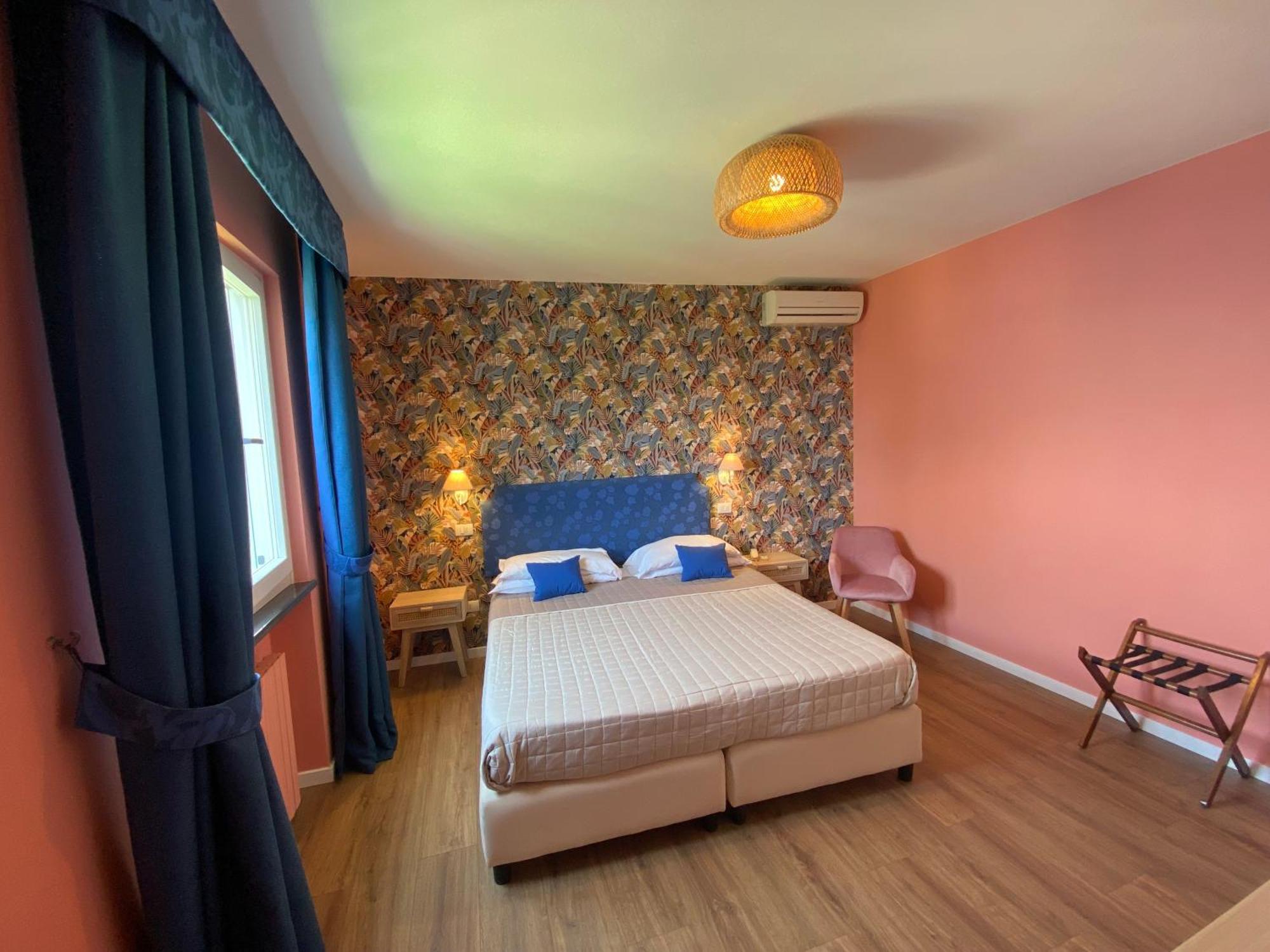 Hotel Villa Lubrense Sorrento マッサ・ルブレンセ エクステリア 写真