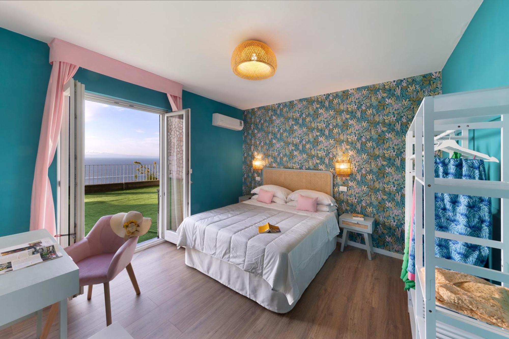 Hotel Villa Lubrense Sorrento マッサ・ルブレンセ エクステリア 写真