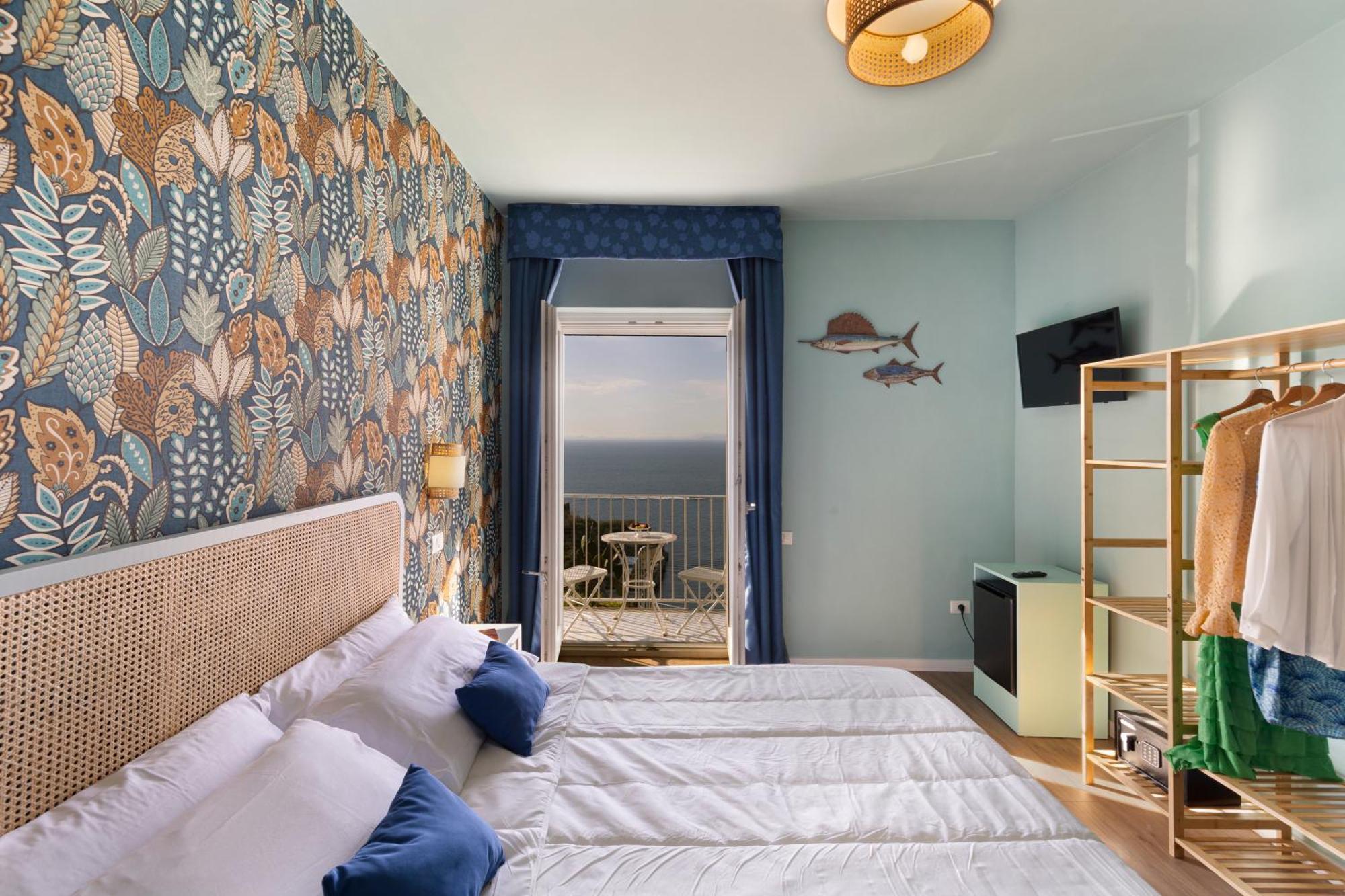Hotel Villa Lubrense Sorrento マッサ・ルブレンセ エクステリア 写真