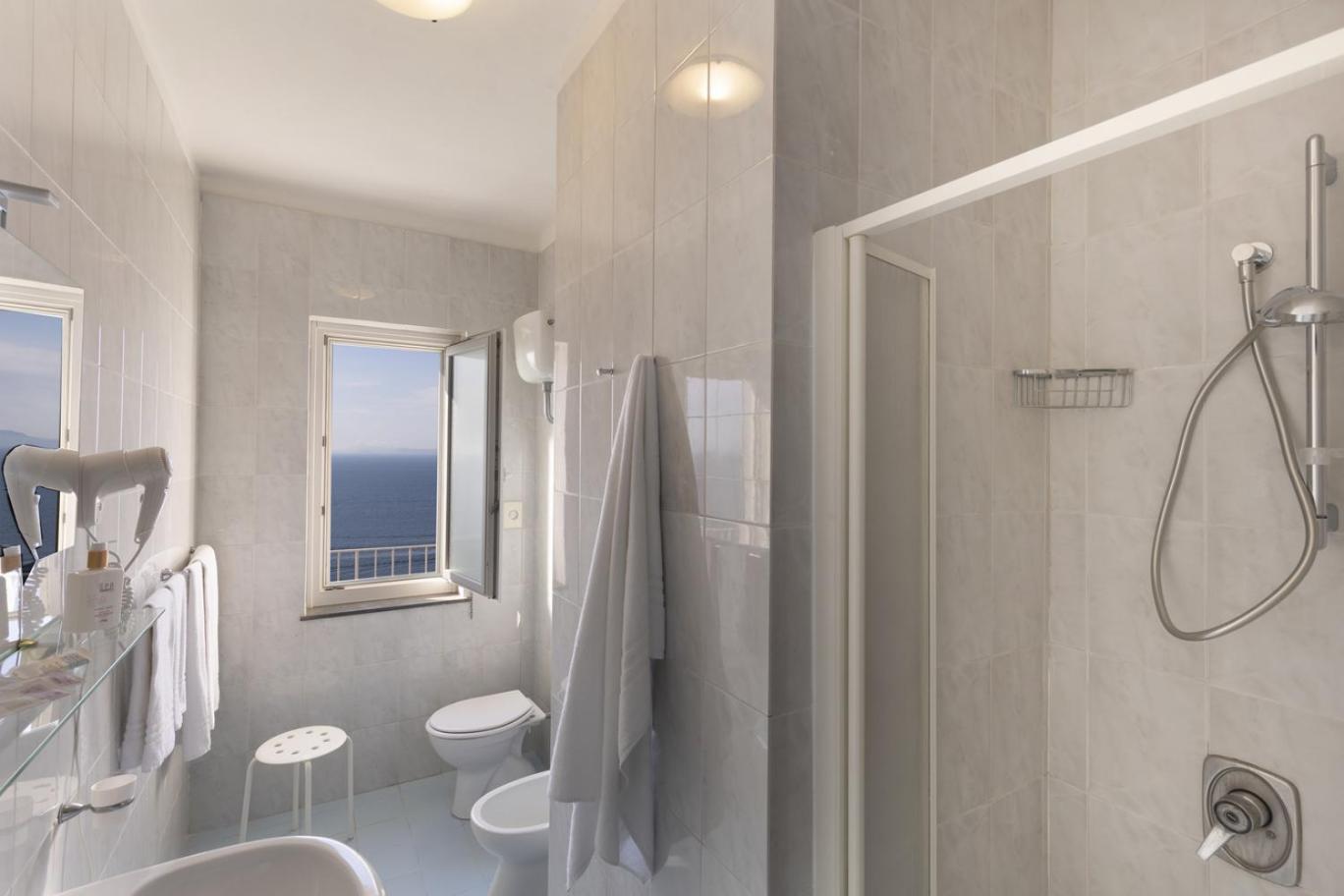 Hotel Villa Lubrense Sorrento マッサ・ルブレンセ エクステリア 写真